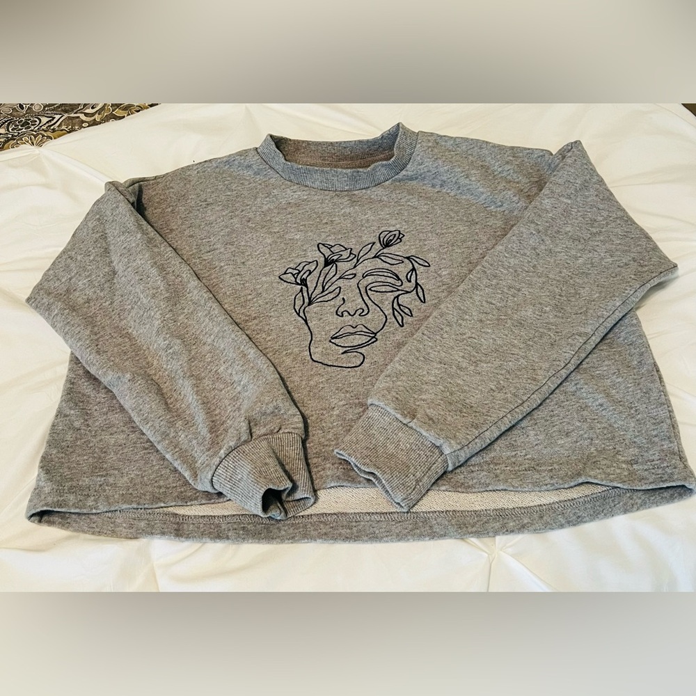 Happy Earth She Blooms crop sweatshirt - size XS